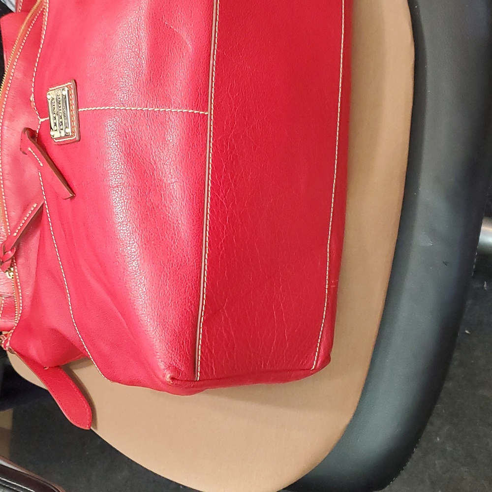 Dooney & Bourke Large Red Pebble Leather Hobo Dillen Pocket Sac - Picture 6 of 11